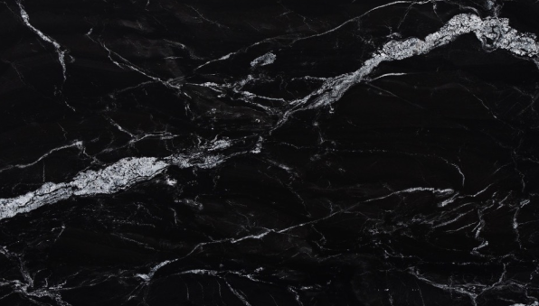 equs natural black beauty