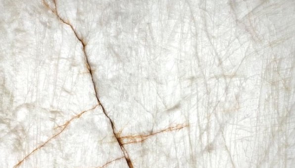 equs natural krystalus